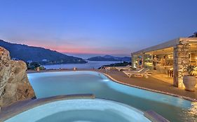 Eirini Luxury Hotel Villas